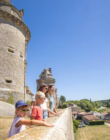 À 2 pas d’ici